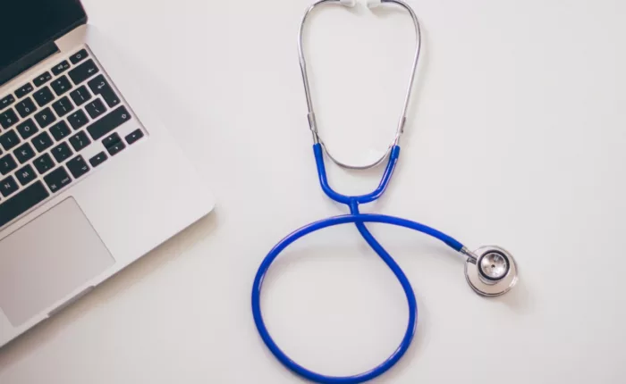 pexels-negative-space-48604 Large targeting healthcare providers on devices